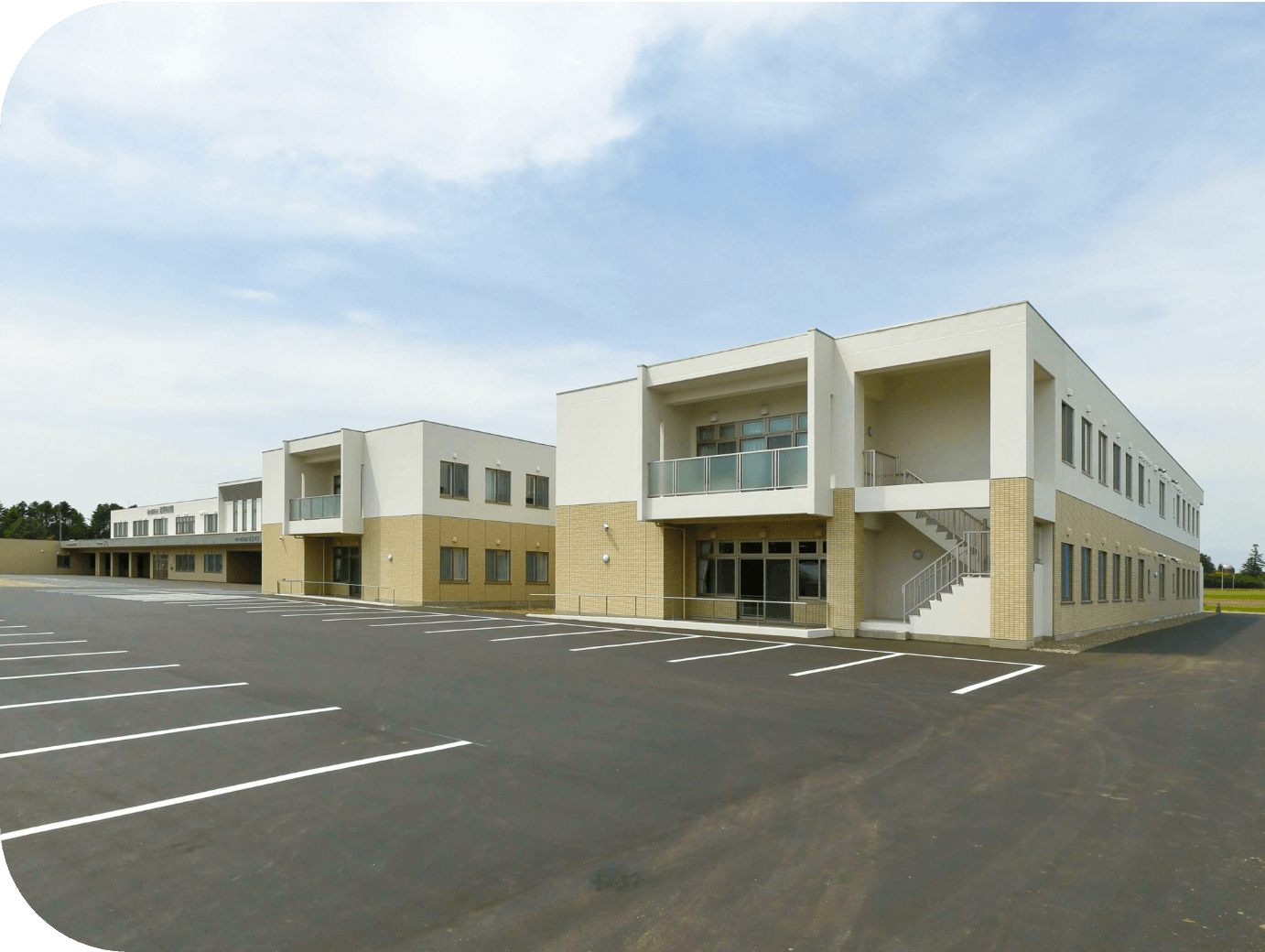 晩成園の園舎の画像